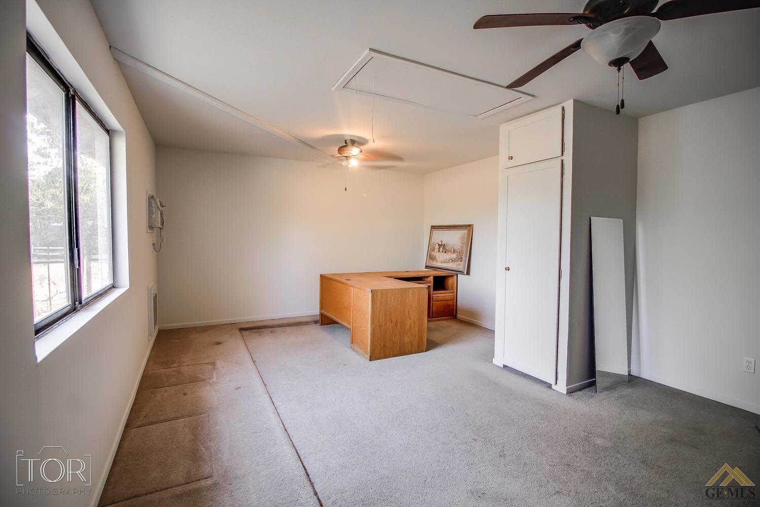 13039 Meacham Road Bakersfield, CA 93314 - Photo 14 of 32 Gallery Image 14