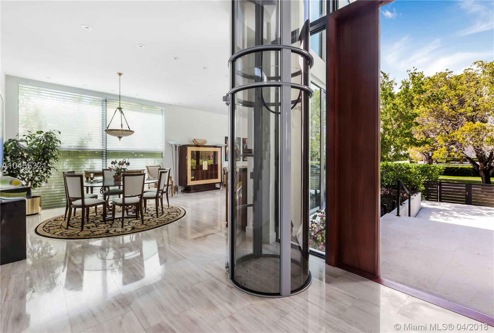 265 Harbor Drive Key Biscayne, FL 33149 - Photo 2 of 36