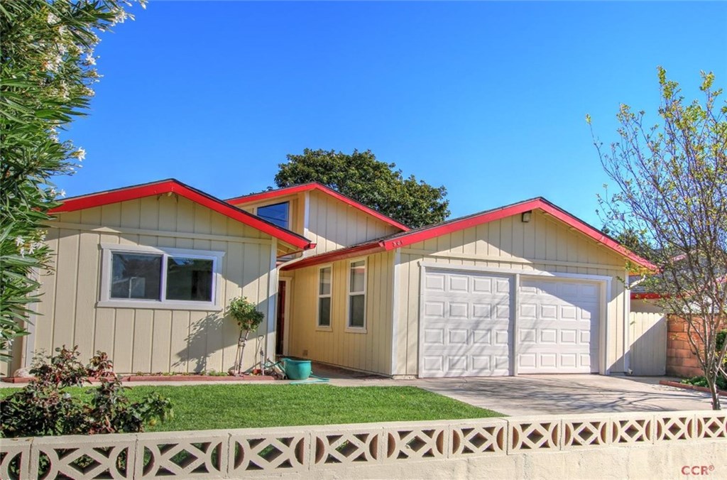 561 South 14th Street Grover Beach, CA 93433 - Photo 1 of 1
