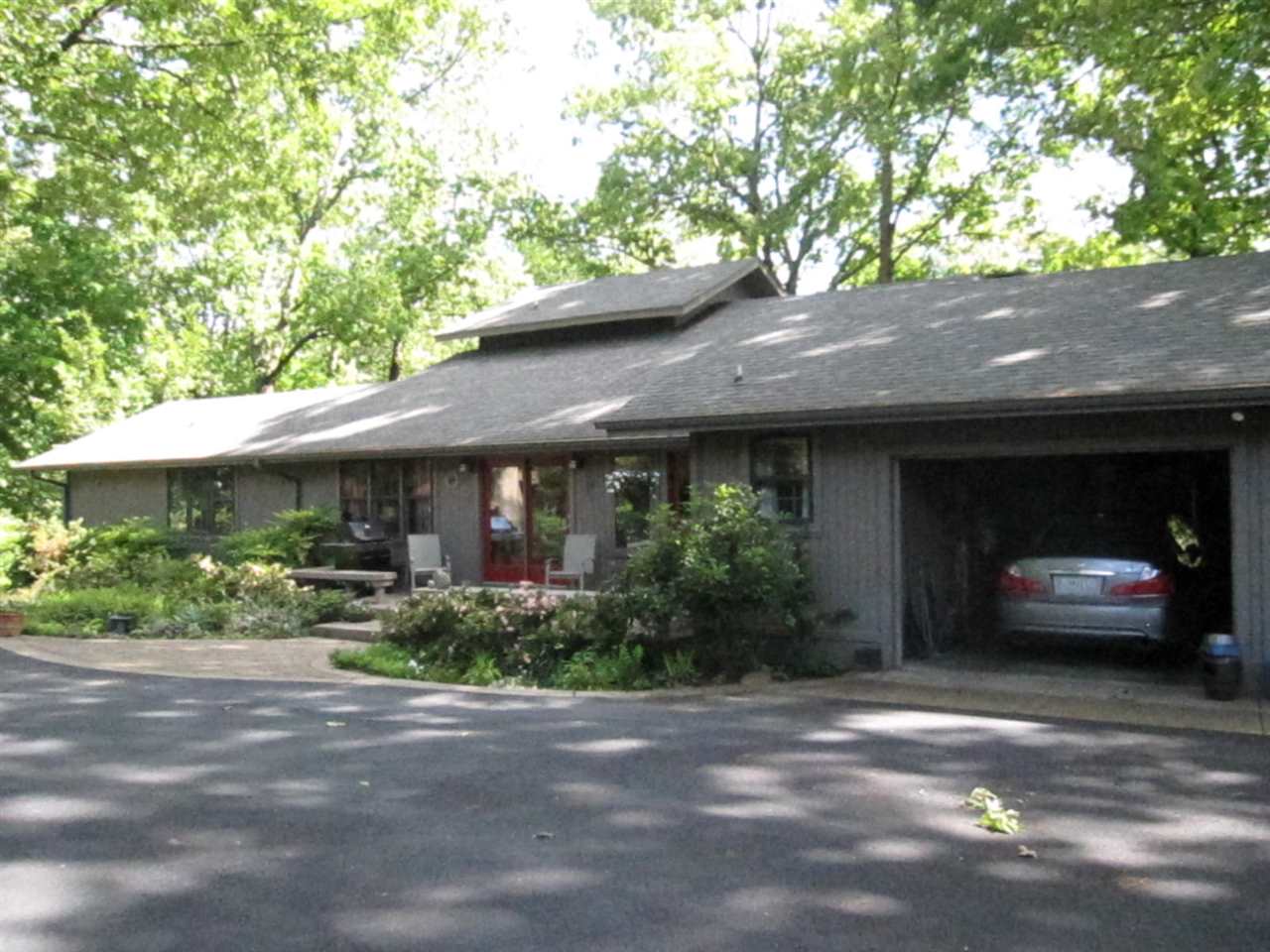 4955 Bobbitt Road Moscow, TN 38057 - Photo 2 of 25 Gallery Image 2