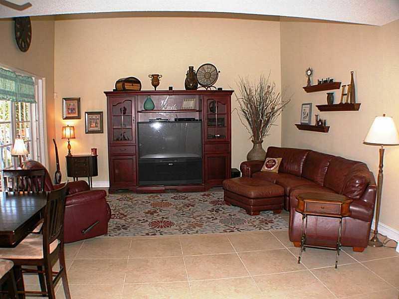 1535 Sandpiper Circle Weston, FL 33327 - Photo 9 of 35
