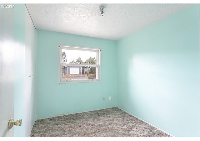 335 Harrison Street Fairview, OR 97024 - Photo 9 of 17 Gallery Image 9