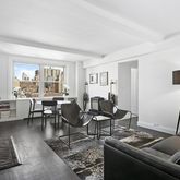 $915,000 | 215 East 73rd Street, Unit 8F | Lenox Hill