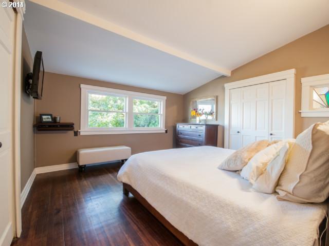 1429 Southwest College Street Portland, OR 97201 - Photo 14 of 16 Gallery Image 14