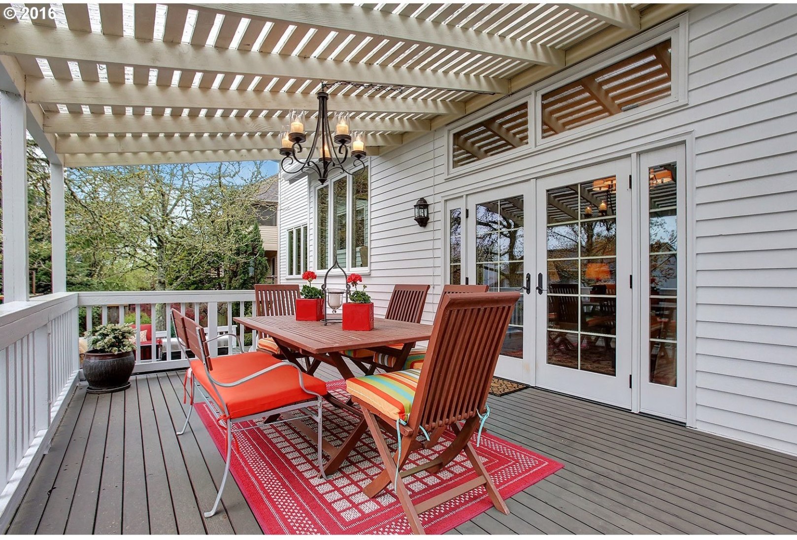 6822 Southwest Windemere Loop Portland, OR 97225 - Photo 26 of 27 Gallery Image 26