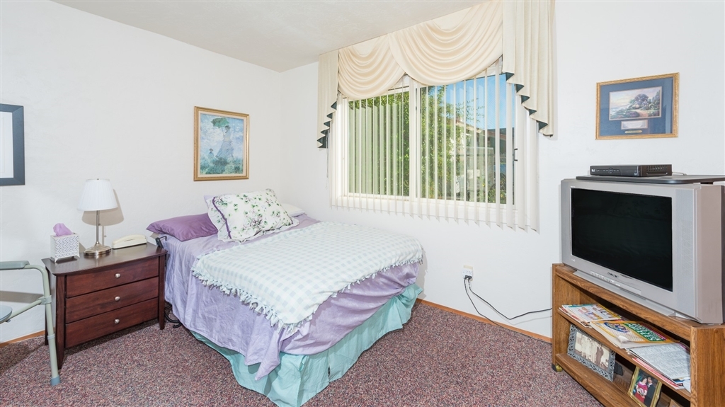 1159 Saxony Road Encinitas, CA 92024 - Photo 17 of 25