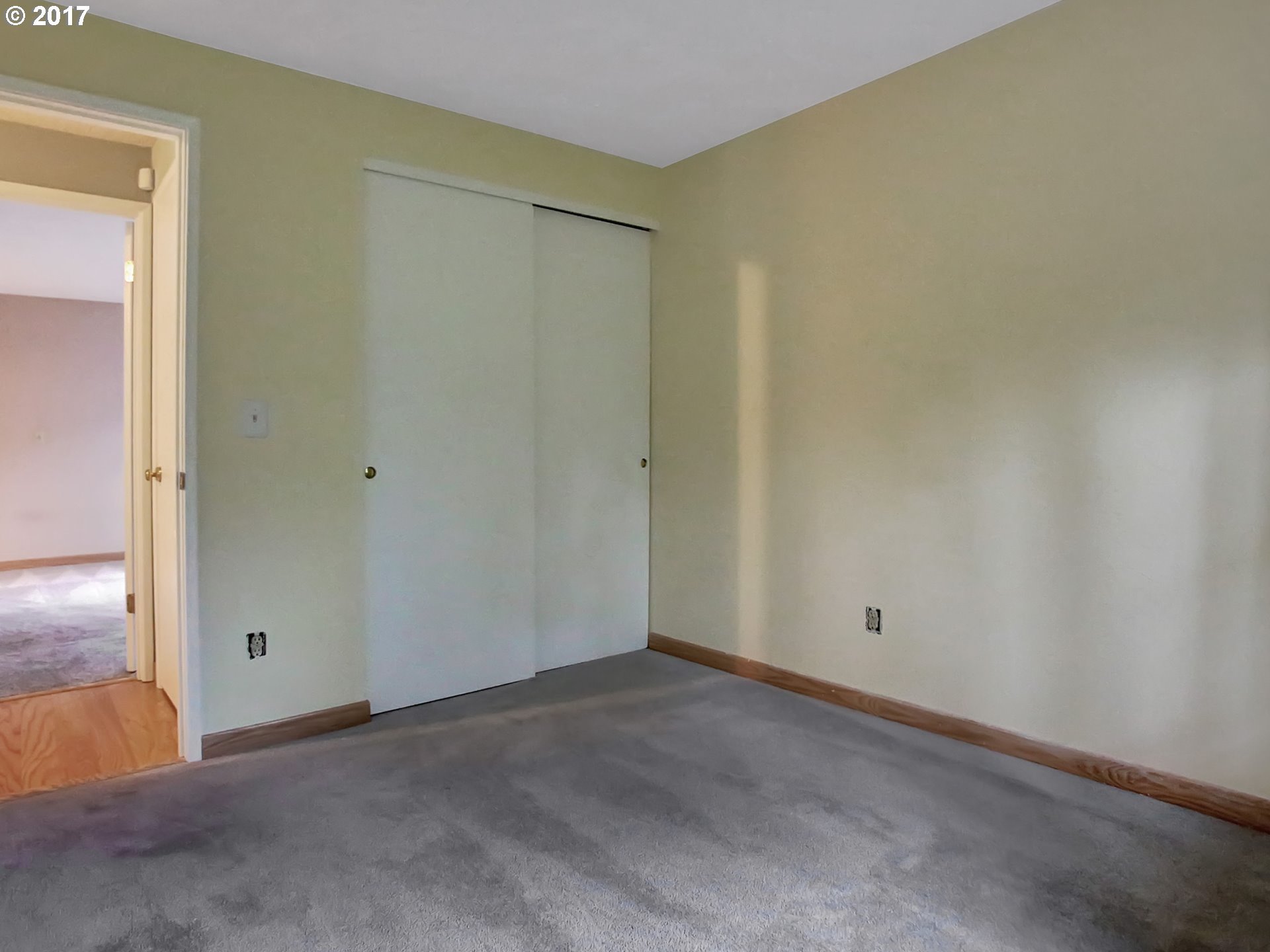 5885 Southwest Glenbrook Road Beaverton, OR 97007 - Photo 15 of 19 Gallery Image 15