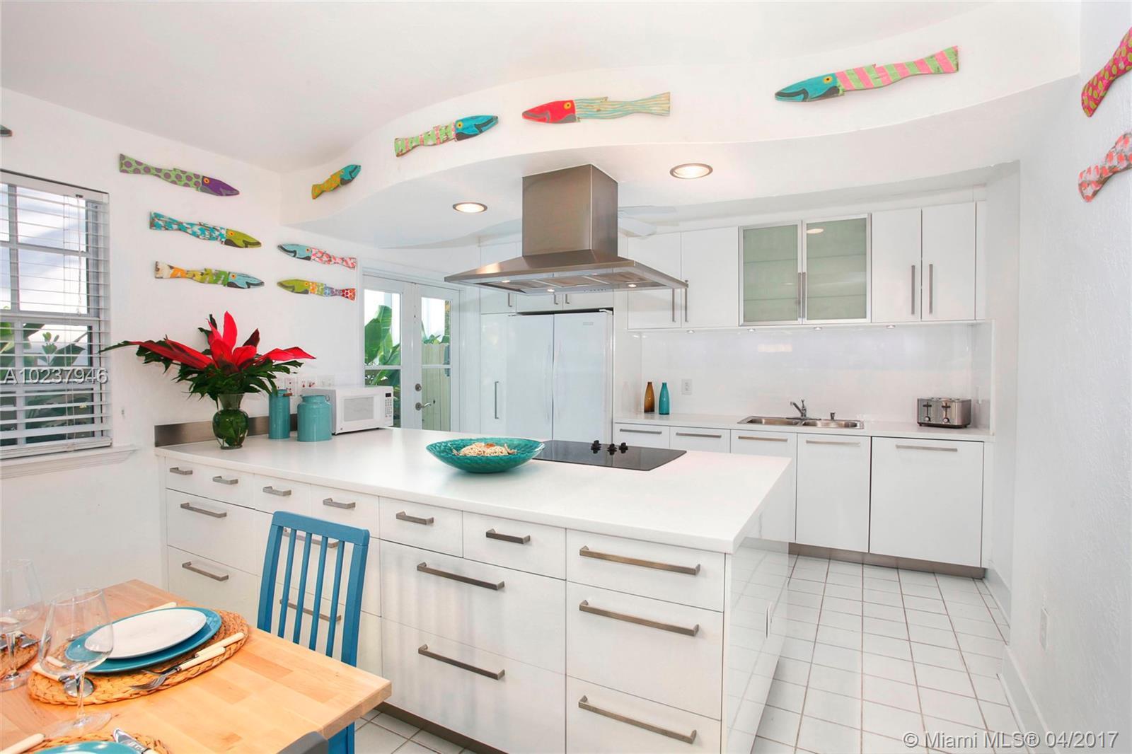 335 Woodcrest Road Key Biscayne, FL 33149 - Photo 10 of 28