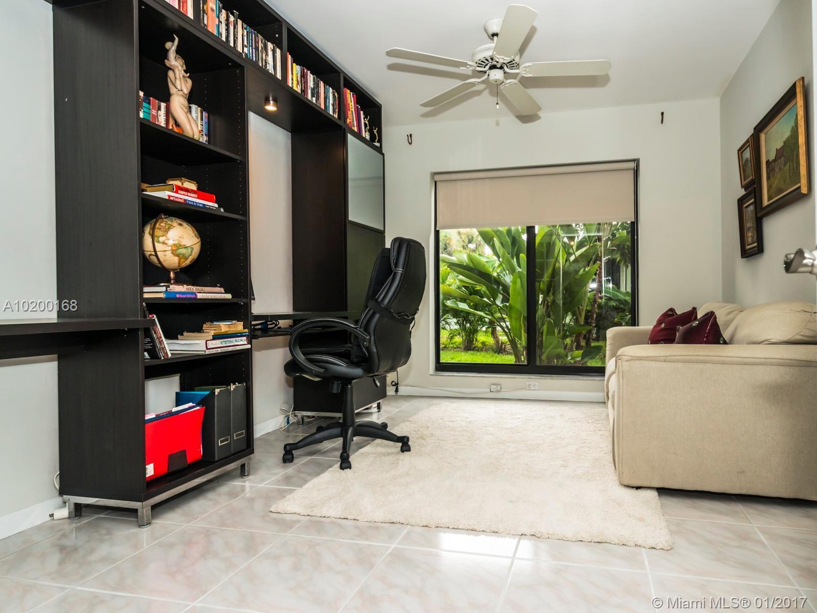 4240 Northeast 22nd Avenue Lighthouse Point, FL 33064 - Photo 11 of 35