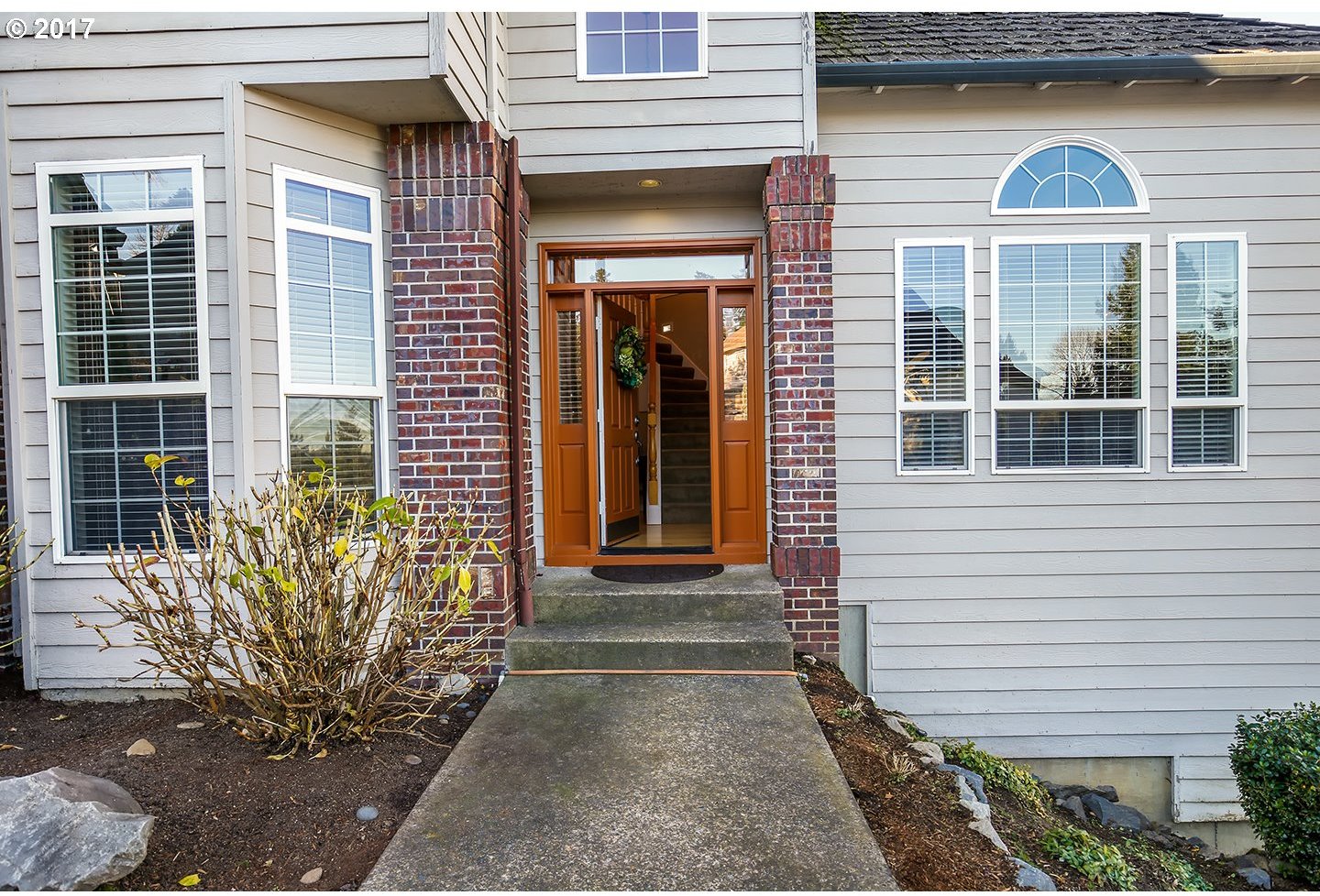12873 Southwest Ridgefield Lane Portland, OR 97223 - Photo 2 of 32 Gallery Image 2