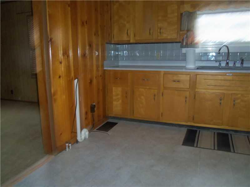 318 Craigsville Road Worthington, PA 16262 - Photo 5 of 14 Gallery Image 5