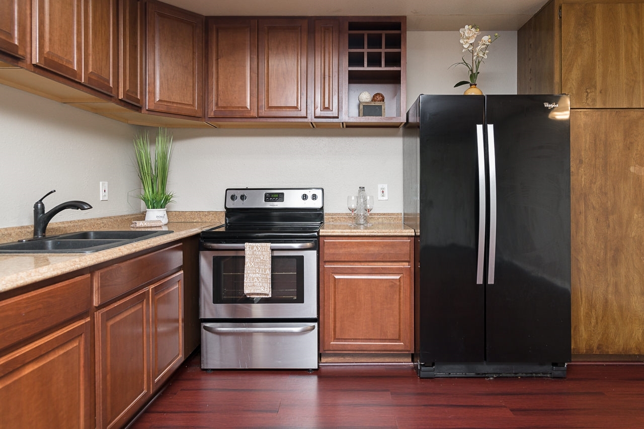 6390 Rancho Mission Road, Unit 201 San Diego, CA 92108 - Photo 7 of 24 Gallery Image 7