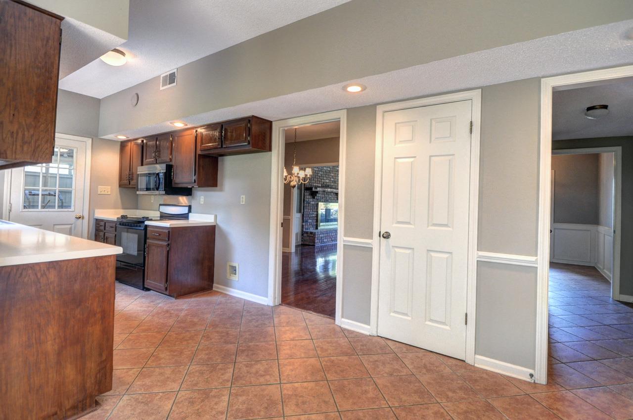 908 Yorktown Road Collierville, TN 38017 - Photo 15 of 25 Gallery Image 15