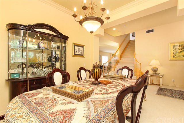 17764 Sidwell Street Granada Hills, CA 91344 - Photo 11 of 49