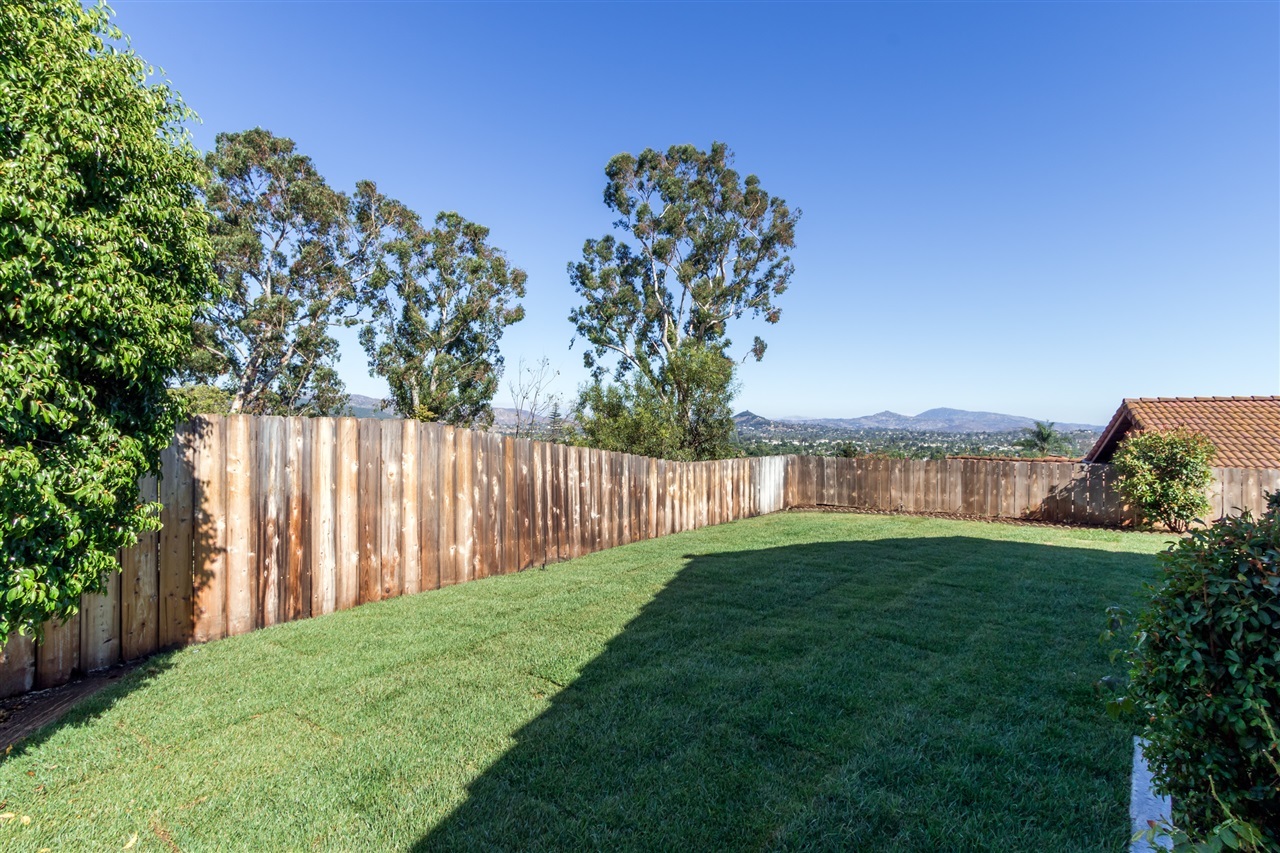 1416 Timber Glen Escondido, CA 92027 - Photo 17 of 20
