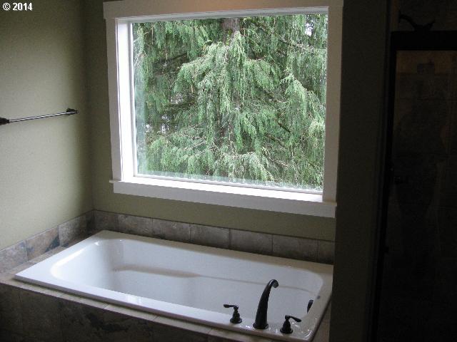 681 Southwest Maplecrest Drive, Unit LOT 2 Portland, OR 97219 - Photo 12 of 13 Gallery Image 12