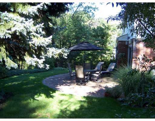 200 Sunridge Road Pittsburgh, PA 15238 - Photo 8 of 8 Gallery Image 8