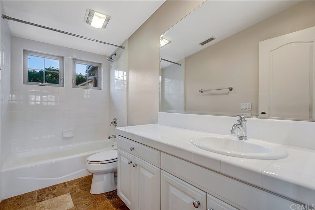 22 Ferrand Newport Coast, CA 92657 - Photo 41 of 68