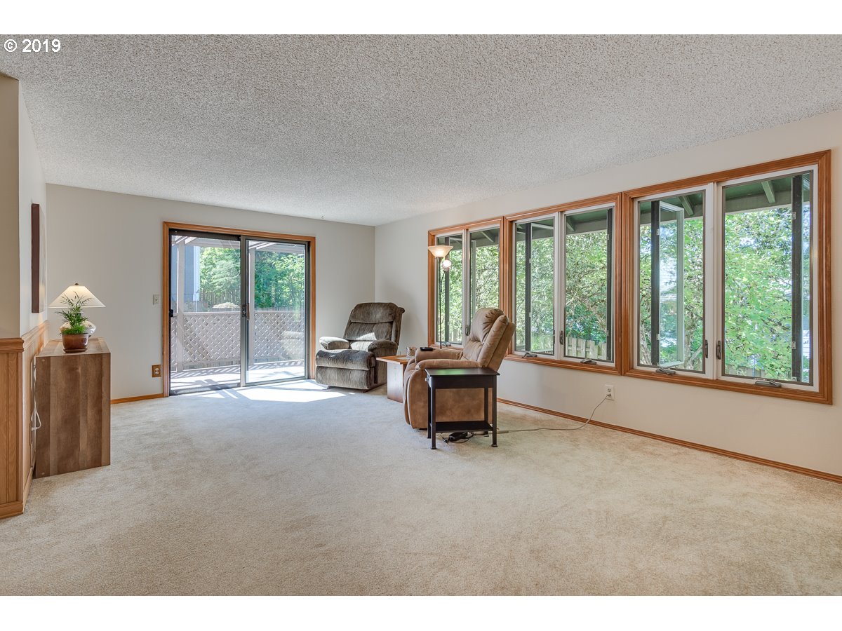 6205 Southwest Wilson Avenue Beaverton, OR 97008 - Photo 4 of 14