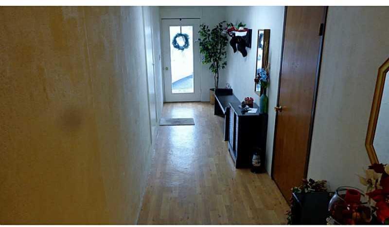 3878 Water Level Road Rockwood, PA 15557 - Photo 3 of 23 Gallery Image 3