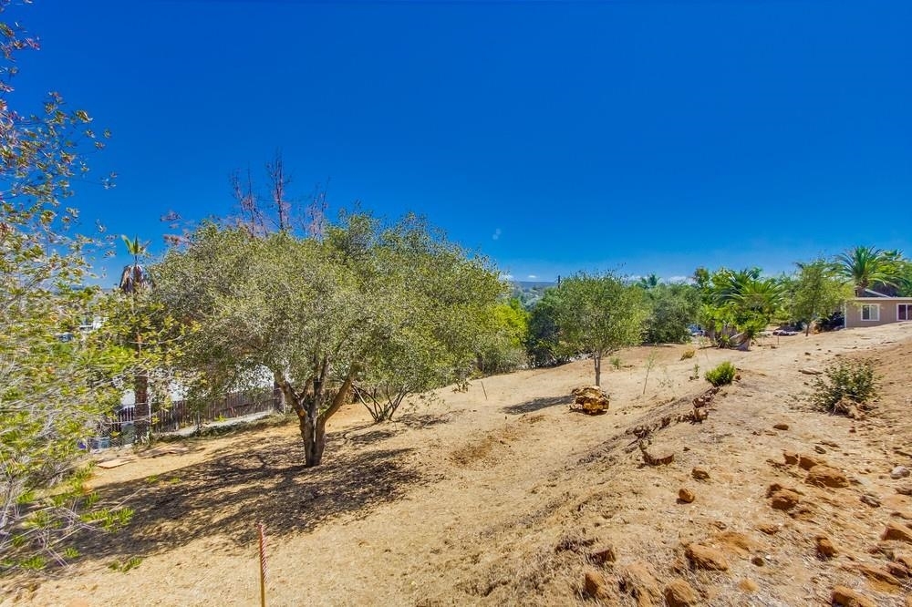 2367 Primrose Avenue Vista, CA 92083 - Photo 25 of 25