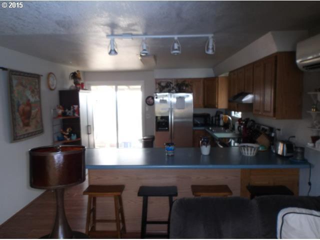 821 Southwest 10th Street Pendleton, OR 97801 - Photo 11 of 13