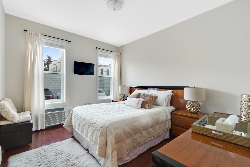 21-67 35th Street, Unit 1 Queens, NY 11105 - Photo 6 of 10