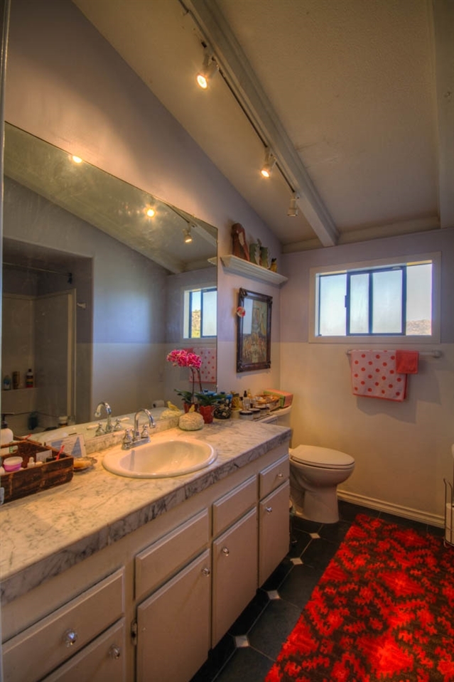 1927 Huffstatler Street Fallbrook, CA 92028 - Photo 18 of 25 Gallery Image 18
