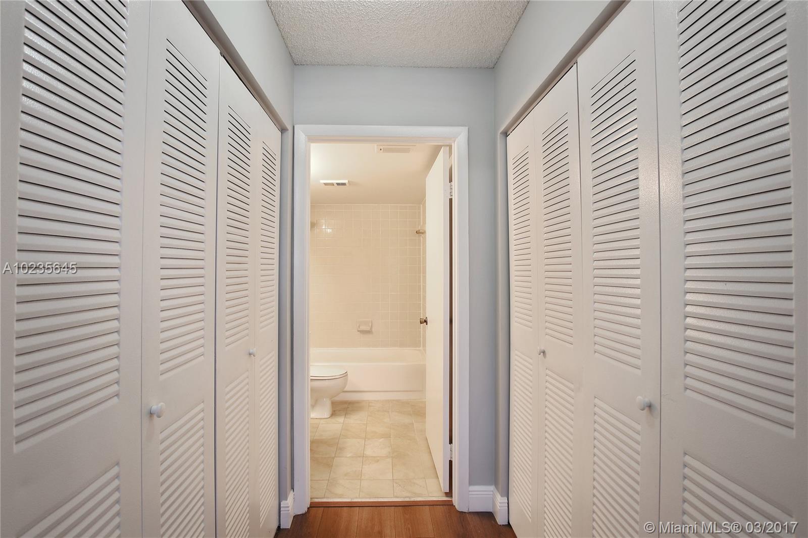 560 South Park Road, Unit 257 Hollywood, FL 33021 - Photo 18 of 31