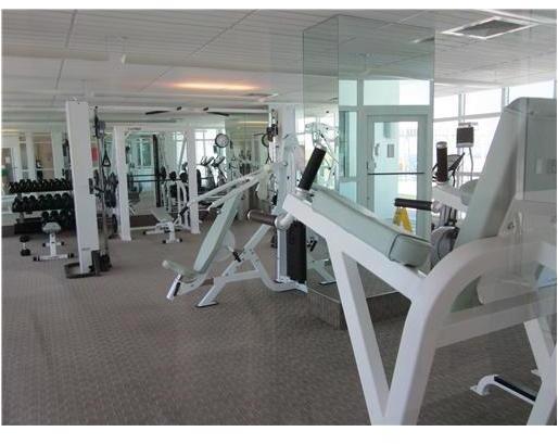 218 Southeast 14th Street, Unit 2304 Miami, FL 33131 - Photo 10 of 12