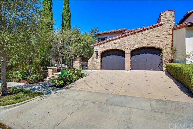 29 Summer House Irvine, CA 92603 - Photo 2 of 38