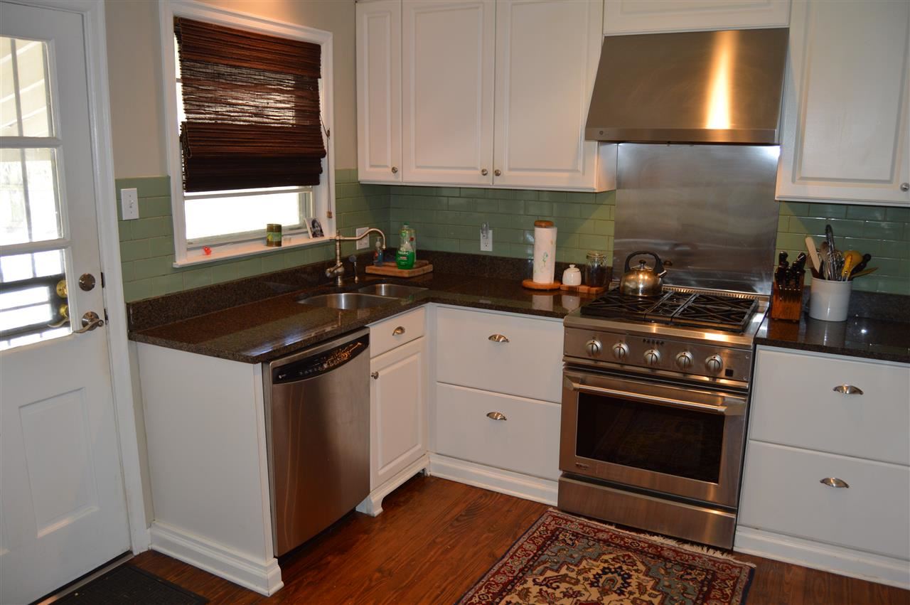 181 Avon Road Memphis, TN 38117 - Photo 11 of 24