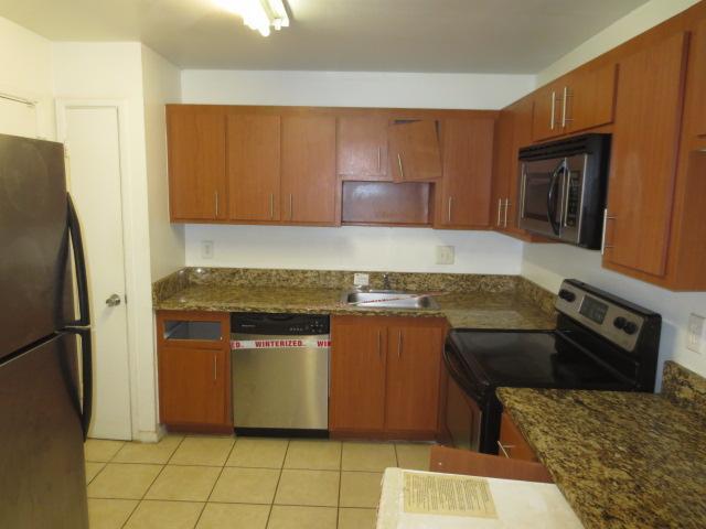 22511 Southwest 66th Avenue, Unit 307 Boca Raton, FL 33428 - Photo 4 of 9