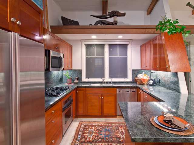 111 Little Orphan Alley Del Mar, CA 92014 - Photo 11 of 25