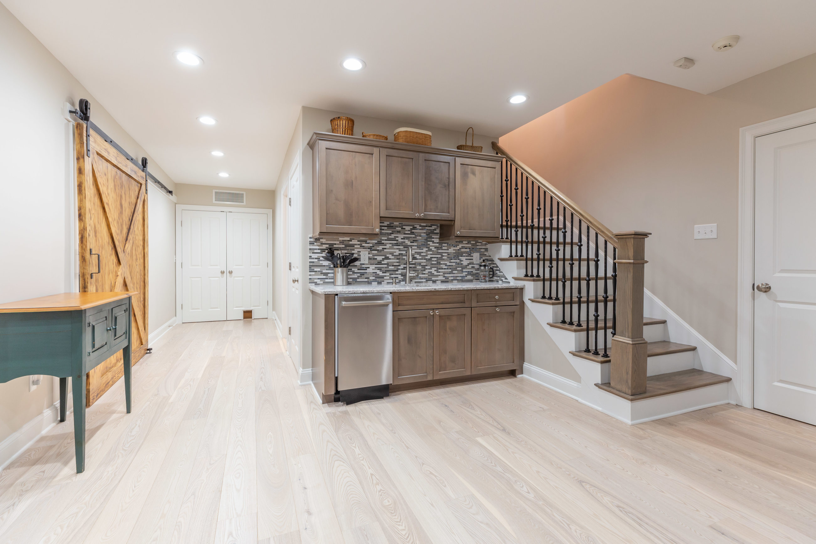 21 Endicott Street Newton, MA 02461 - Photo 31 of 37