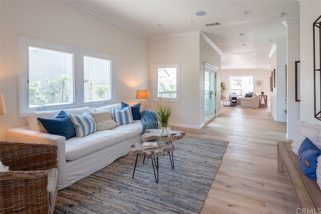 414 West Oak Avenue El Segundo, CA 90245 - Photo 13 of 64