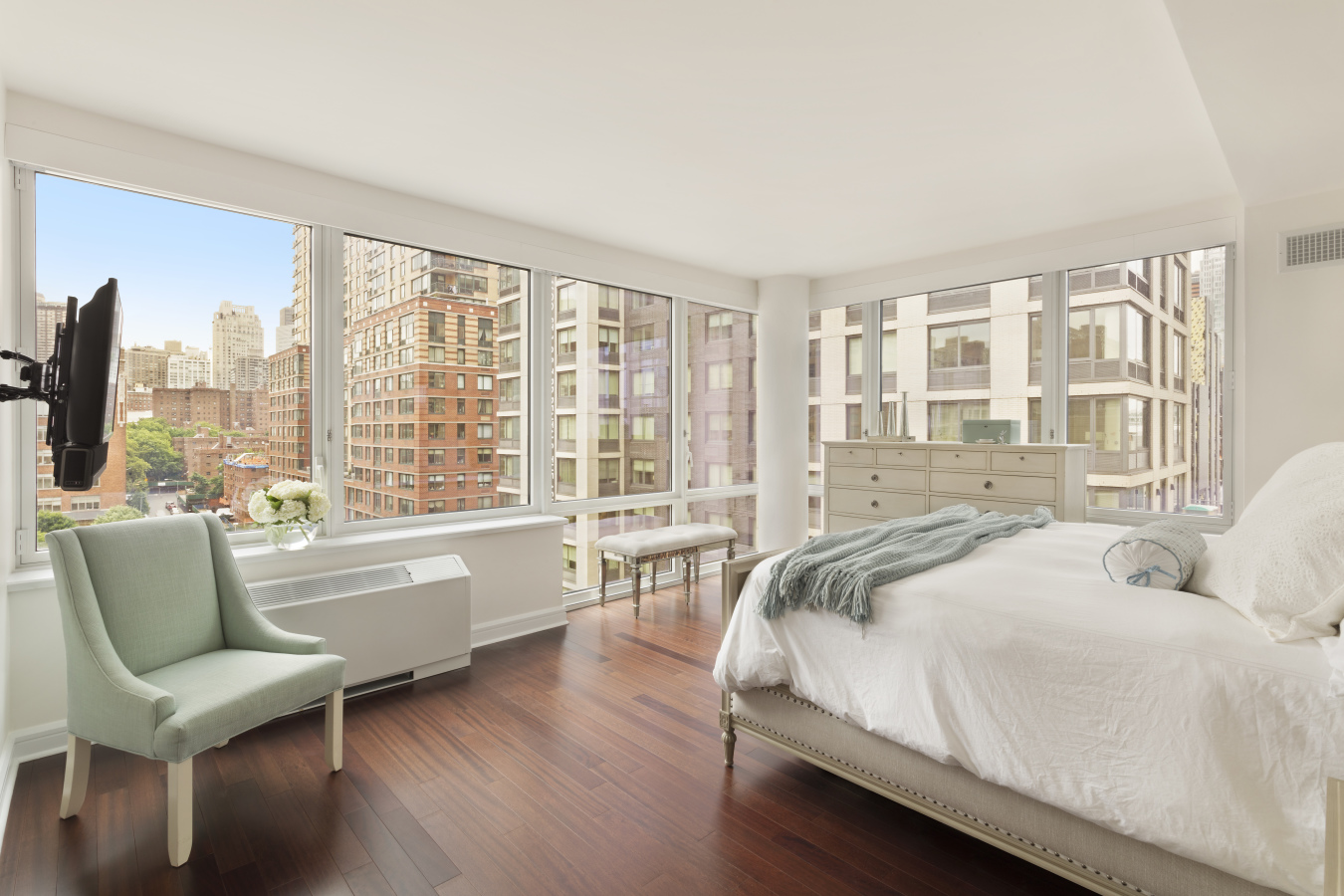 80 Riverside Boulevard, Unit 9P Manhattan, NY 10069 - Photo 4 of 12