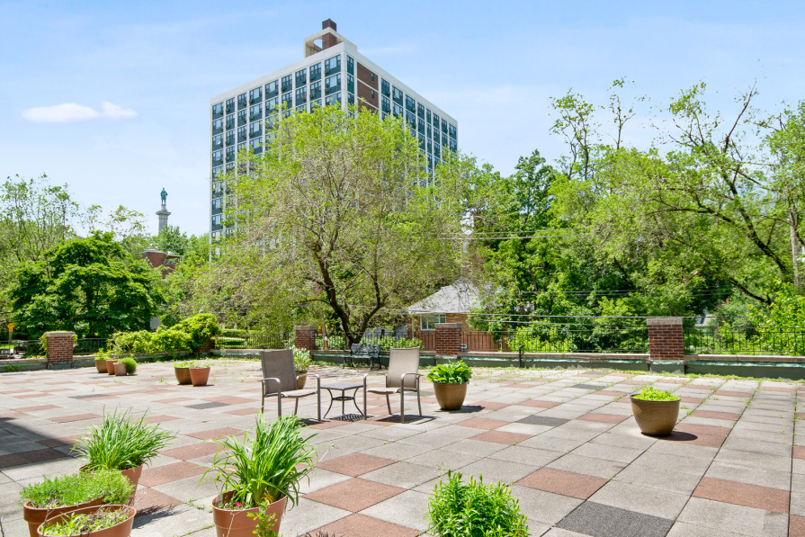 The Linden House 3001 Henry Hudson Pkwy W, Bronx, NY 10463 - Photo 3 of 3