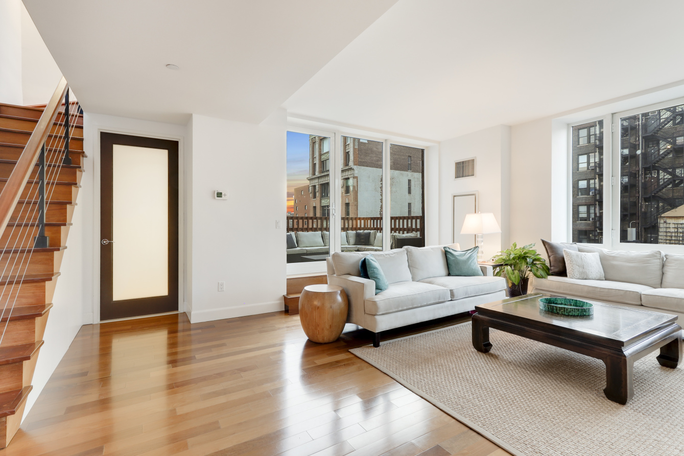 130 West 20th Street, Unit PH11B Manhattan, NY 10011 - Photo 2 of 15