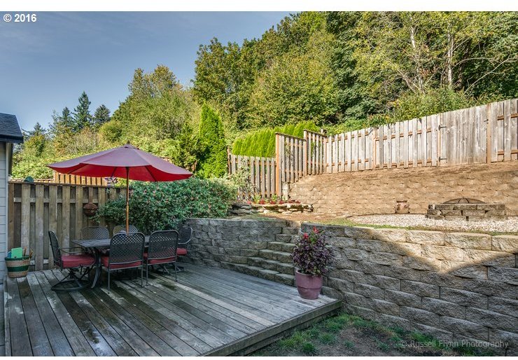 2397 Southwest Border Way Gresham, OR 97080 - Photo 12 of 32 Gallery Image 12