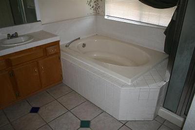 6000 Alderpointe Street Bakersfield, CA 93313 - Photo 9 of 15