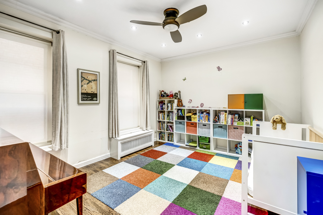 60 Pineapple Street, Unit 4J Brooklyn, NY 11201 - Photo 9 of 13