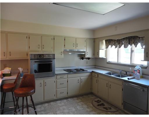 464 Connecticut Avenue Rochester, PA 15074 - Photo 3 of 8 Gallery Image 3