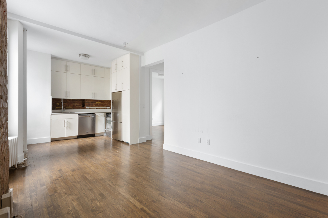 344 West 14th Street, Unit D3 Manhattan, NY 10014 - Photo 2 of 7
