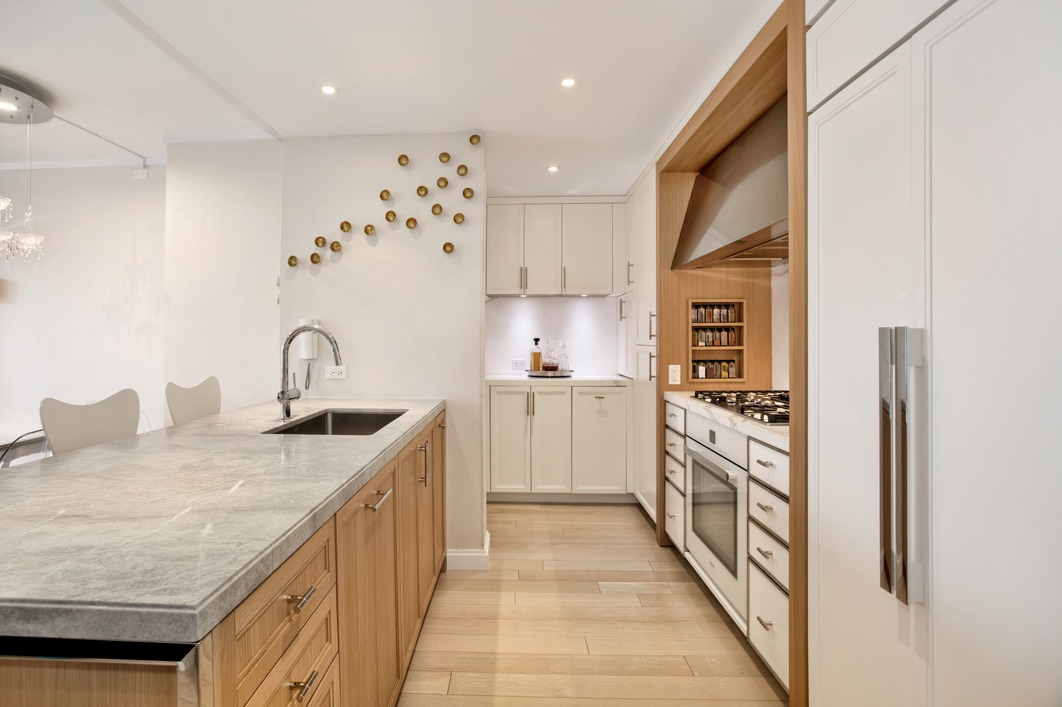 212 Warren Street, Unit 3E Manhattan, NY 10282 - Photo 3 of 13