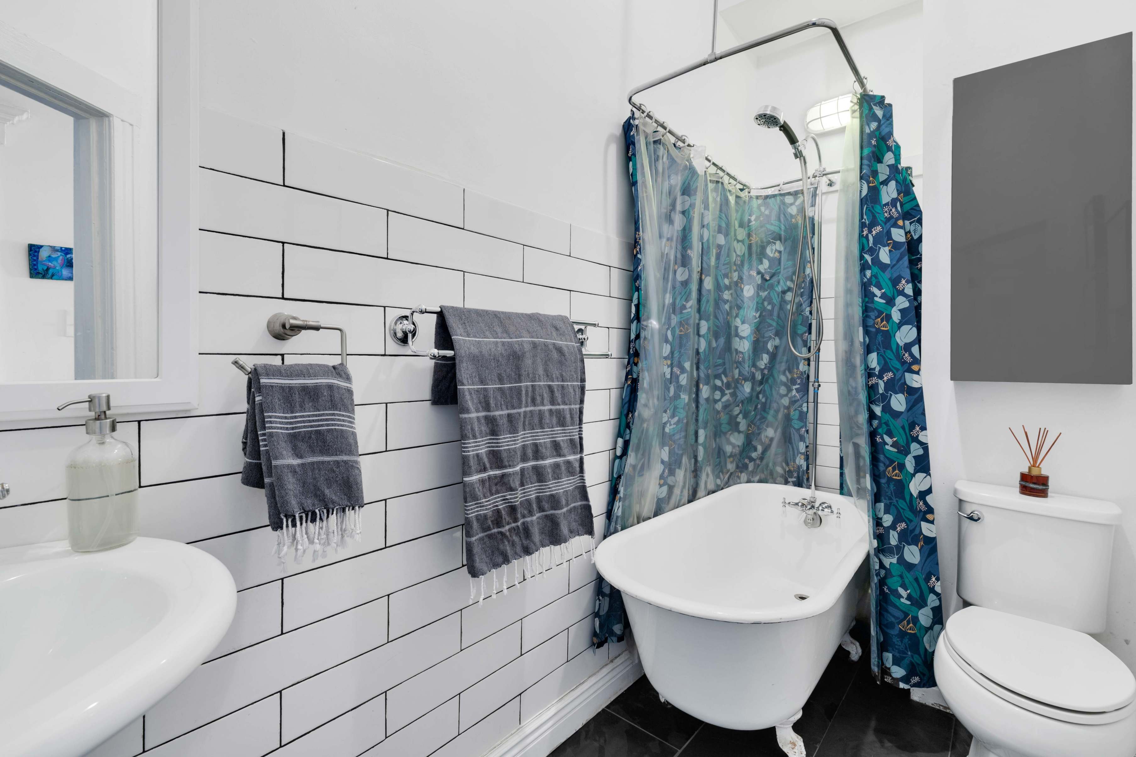 737 43rd Street Brooklyn, NY 11232 - Photo 7 of 11