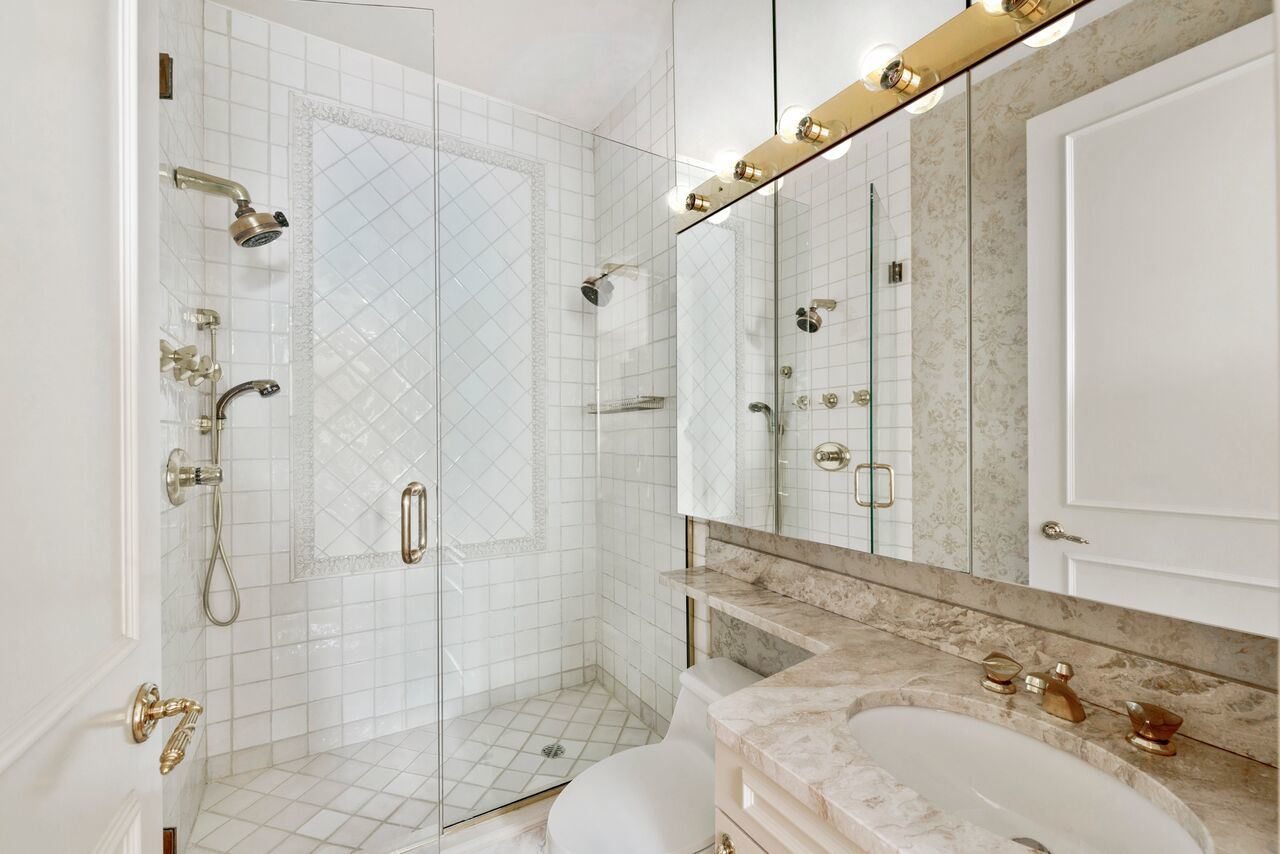 524 East 72nd Street, Unit 22D Manhattan, NY 10021 - Photo 9 of 19