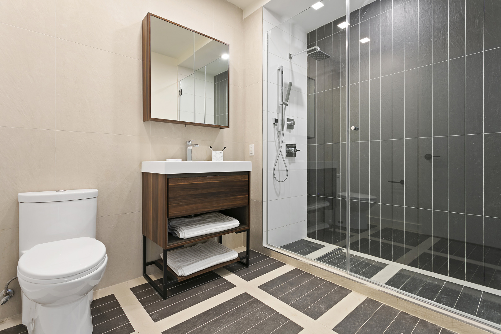 25 East 19th Street, Unit 6A Brooklyn, NY 11226 - Photo 5 of 23
