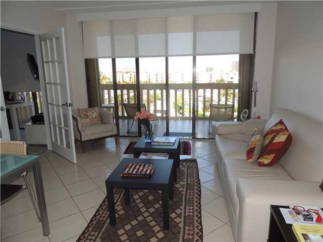 19707 Turnberry Way, Unit 7C Aventura, FL 33180 - Photo 1 of 11