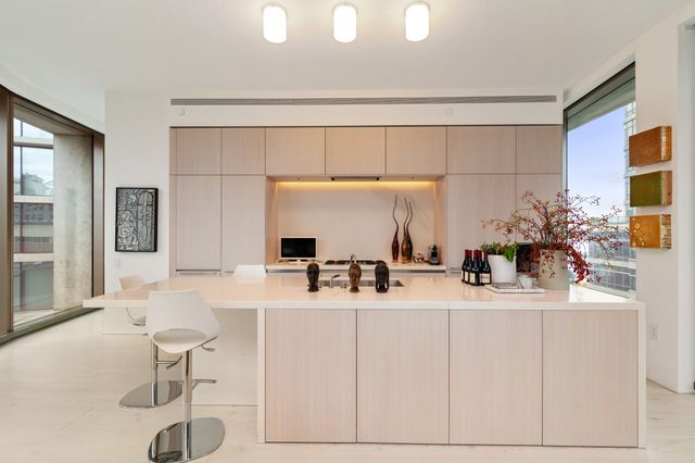$3,900,000 | 160 Leroy Street, Unit NORTH 9C | West Village